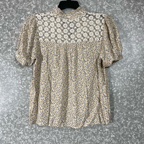 Everleigh Women's Butter Yellow Calico Lace Yoke High Neck Boho Top - Size XS - Picture 7 of 7